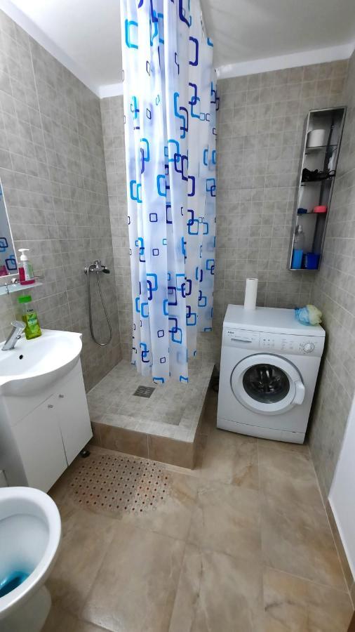 Lovely 1 Bedroom Near Arena Nationala With Ac And Free Street Parking Bucharest Exterior photo